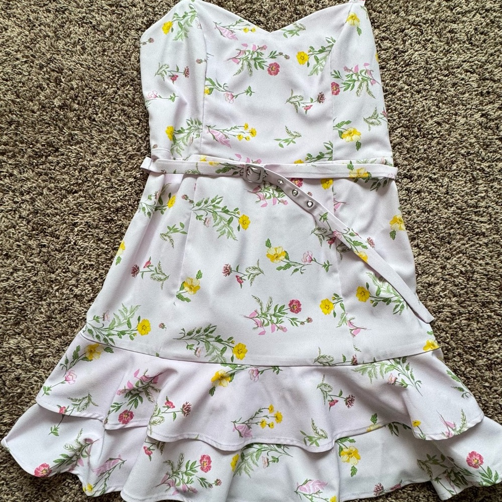 Primp Floral Strapless Dress - White and Yellow
